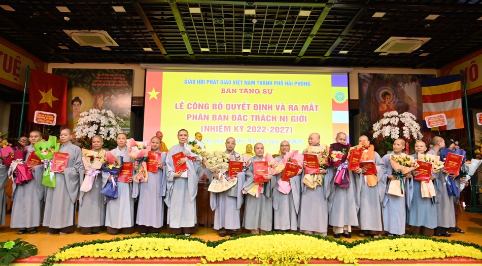 Phân ban Ni giới TP.Hải Phòng, nhiệm kỳ 2022-2027 ra mắt hội nghị Phân ban Ni giới TP.Hải Phòng, nhiệm kỳ 2022-2027 ra mắt hội nghị