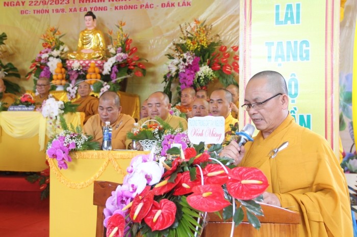 Thượng tọa Thích Trí Nghĩa phát biểu khai mạc Thượng tọa Thích Trí Nghĩa phát biểu khai mạc