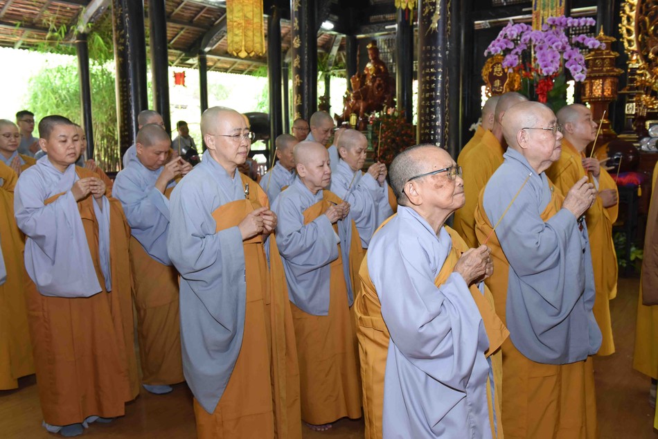 Chư tôn đức Ni tưởng niệm Chư tôn đức Ni tưởng niệm