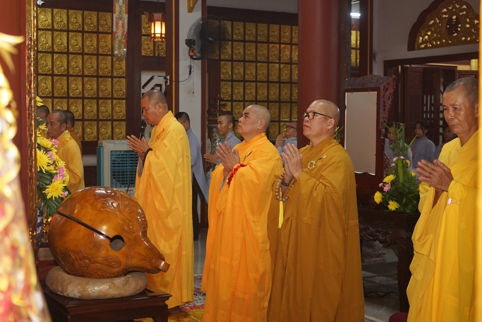 Khóa lễ cầu nguyện Khóa lễ cầu nguyện