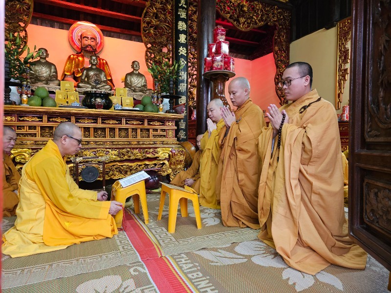 Chư Tăng tuần tự theo hạ lạp tác pháp Tự tứ Chư Tăng tuần tự theo hạ lạp tác pháp Tự tứ