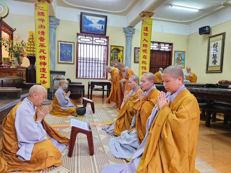 Chư Ni tác pháp Tự tứ Chư Ni tác pháp Tự tứ