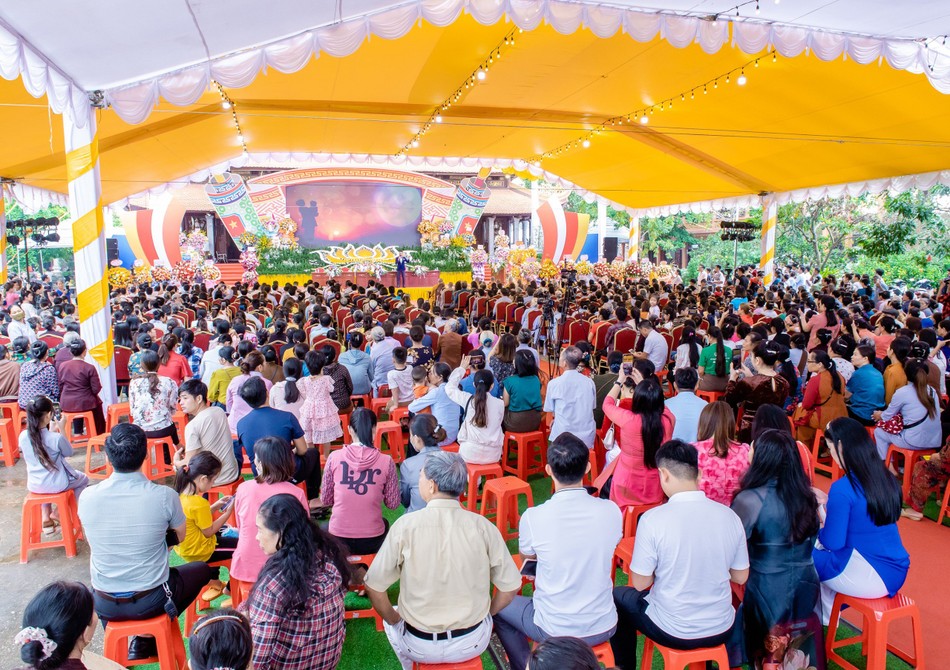 Quang cảnh buổi lễ Quang cảnh buổi lễ