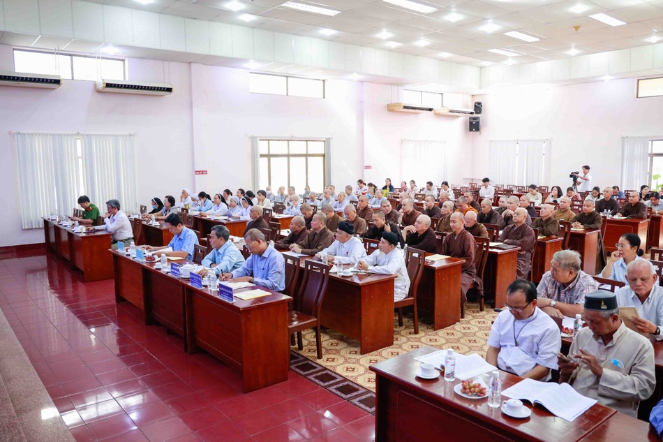 Đại diện các cơ sở tôn giáo Q.Bình Thạnh tham dự Đại diện các cơ sở tôn giáo Q.Bình Thạnh tham dự