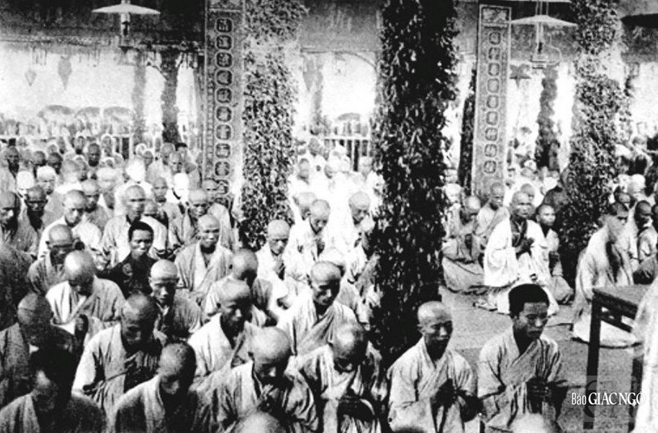 Đại giới đàn chúc thọ tổ chức tại chùa Từ Hiếu (kinh đô Phú Xuân) năm 1924, dưới thời vua Khải Định Đại giới đàn chúc thọ tổ chức tại chùa Từ Hiếu (kinh đô Phú Xuân) năm 1924, dưới thời vua Khải Định