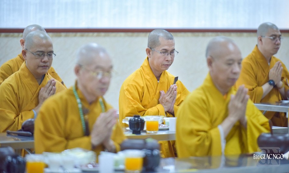 ...và 21 quận, huyện tham dự khóa huân tu