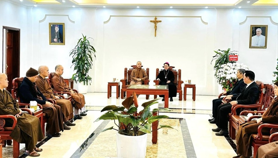 Quang cảnh buổi gặp mặt Quang cảnh buổi gặp mặt