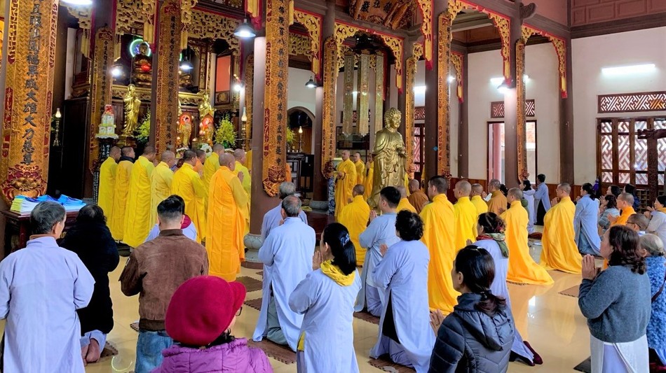 Khóa lễ cầu nguyện Khóa lễ cầu nguyện