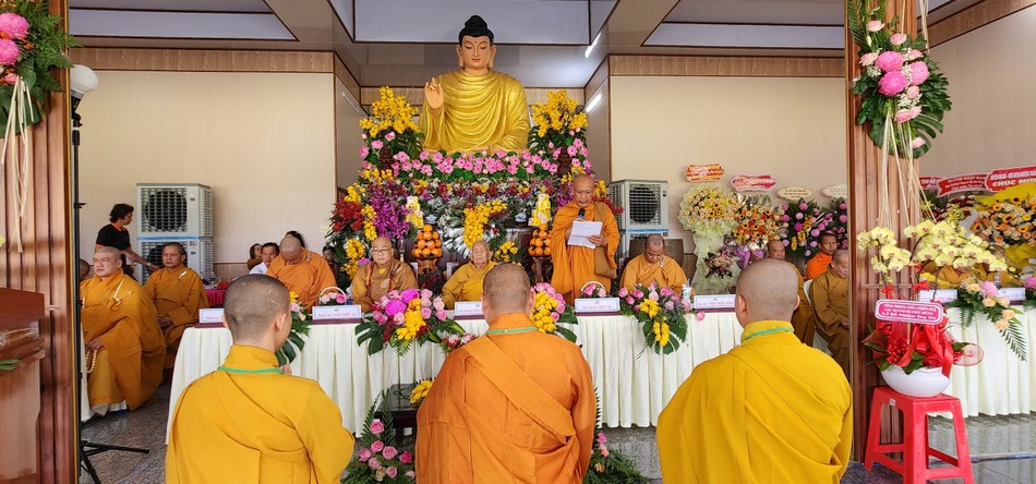 Hòa thượng Thạch Hà ban đạo từ Hòa thượng Thạch Hà ban đạo từ