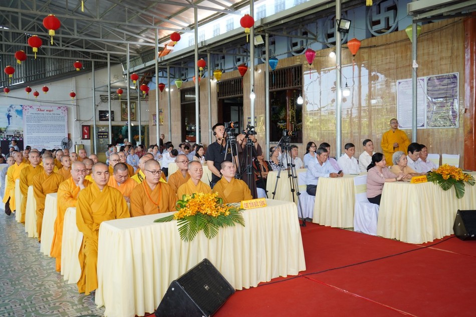 Chư tôn đức, đại biểu tham dự