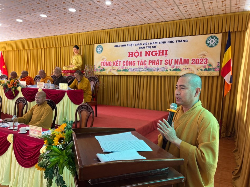 Đại đức Thích Thiện Nguyện báo cáo tổng kết hoạt động Phật sự năm 2023 Đại đức Thích Thiện Nguyện báo cáo tổng kết hoạt động Phật sự năm 2023