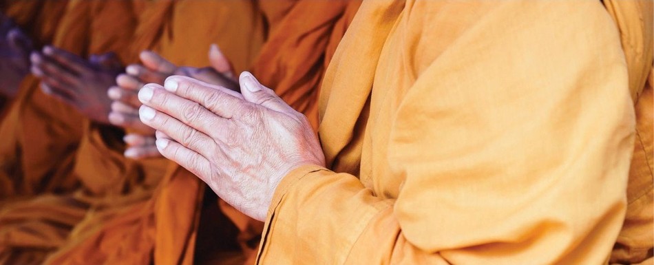 Trong cái tâm một niệm hiện tiền này có đầy đủ: chân thành - thanh tịnh - bình đẳng - chính giác - từ bi; có cả nhìn sâu - buông xả - tự tại - tùy duyên, đó gọi là niệm Phật