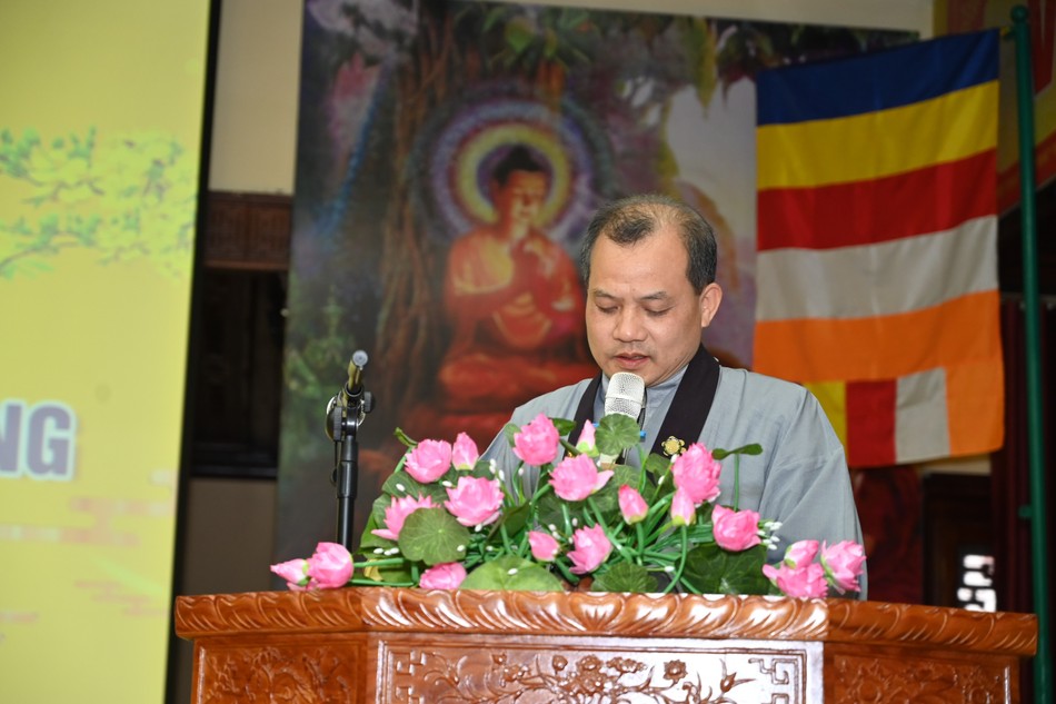 Phật tử Pháp Minh - Nguyễn Tuấn Ngọc phát biểu khai mạc
