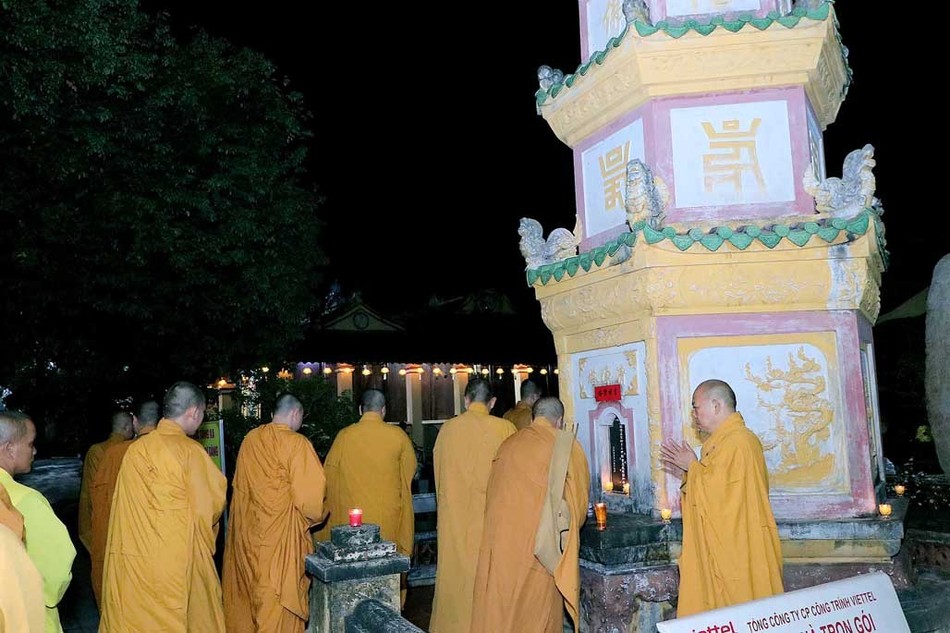 Đây là buổi lễ truyền thống hàng năm của chư Tăng Ni tỉnh Bình Dương