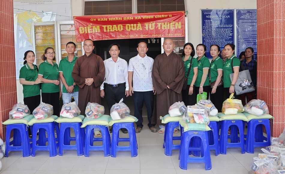 Quỹ &quot;Gieo Hạt Bồ Đề&quot; - chùa Chánh Thiên san sẻ yêu thương