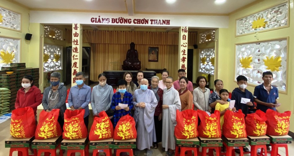 Chùa Phước Thiện san sẻ yêu thương Chùa Phước Thiện san sẻ yêu thương