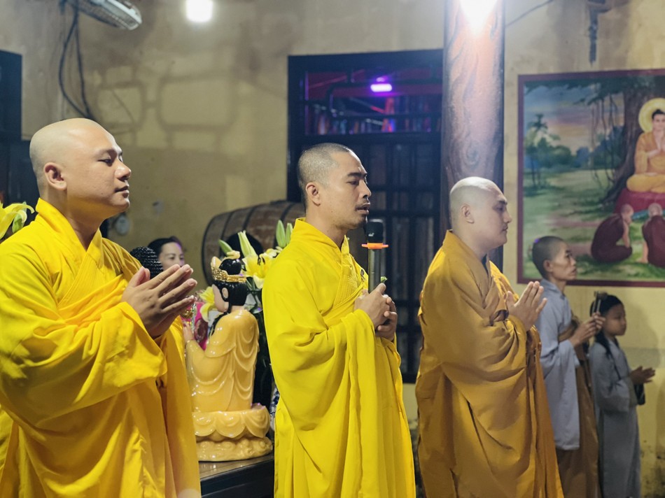 Chí tâm đảnh lễ