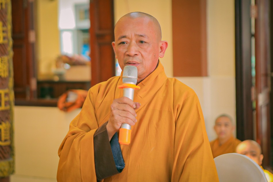 Thượng tọa Thích An Thường phát biểu Thượng tọa Thích An Thường phát biểu