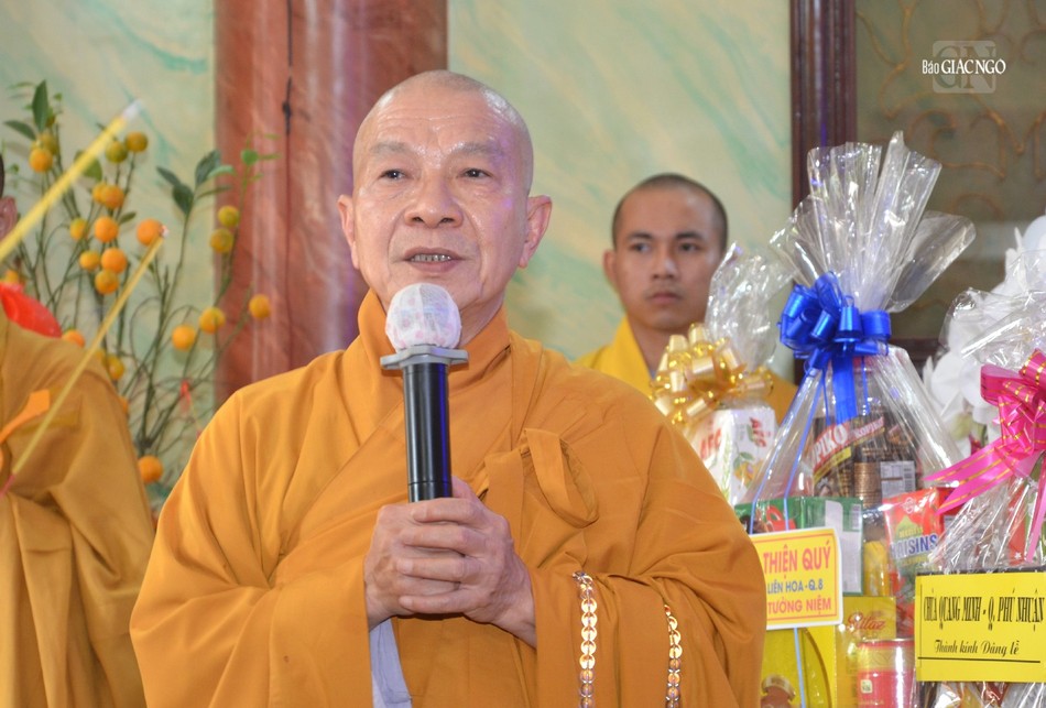 Thượng tọa Thích Quảng Hòa phát biểu tri ân Thượng tọa Thích Quảng Hòa phát biểu tri ân