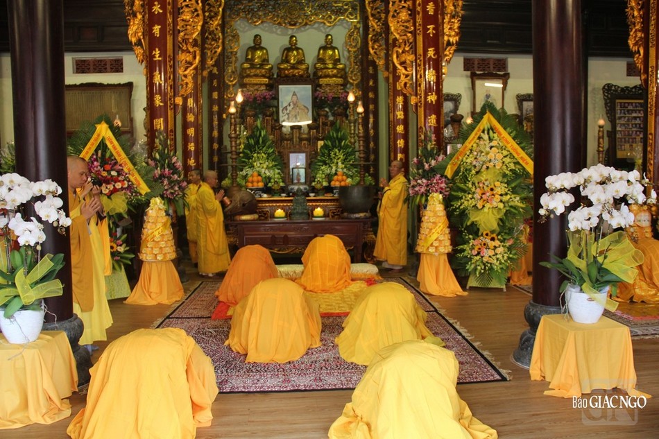 Thành kính đảnh lễ bậc cao Tăng của Phật giáo Việt Nam thế kỷ XX Thành kính đảnh lễ bậc cao Tăng của Phật giáo Việt Nam thế kỷ XX