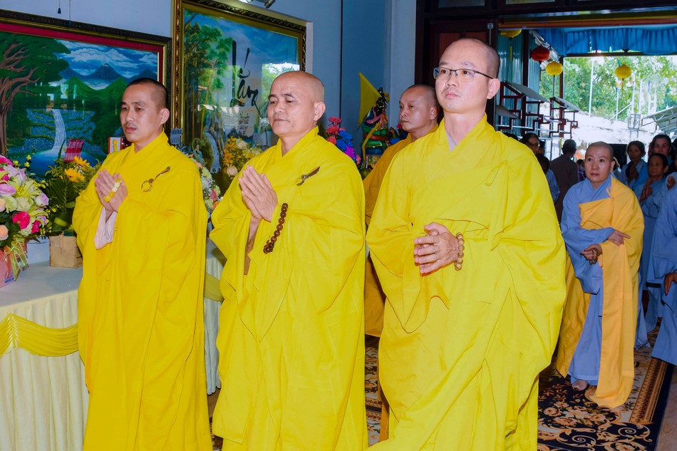 Nhất tâm tưởng niệm Nhất tâm tưởng niệm