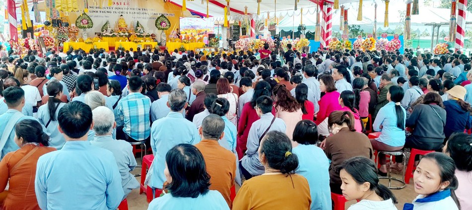 Quang cảnh buổi lễ Quang cảnh buổi lễ