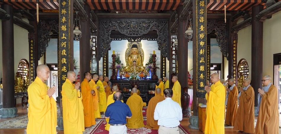 Quang cảnh buổi lễ Quang cảnh buổi lễ