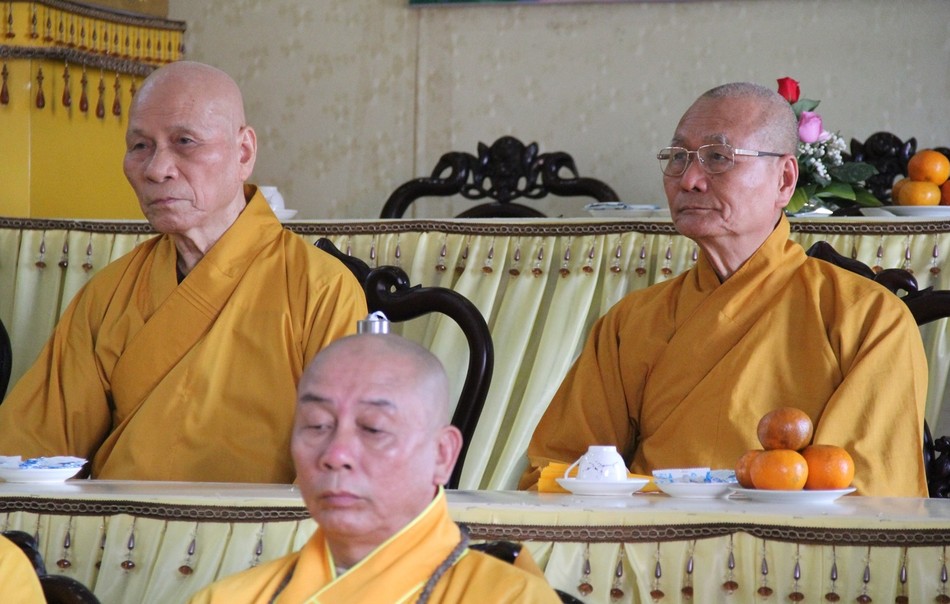 Trưởng lão Hòa thượng Phó Pháp chủ GHPGVN tham dự chứng minh hội nghị