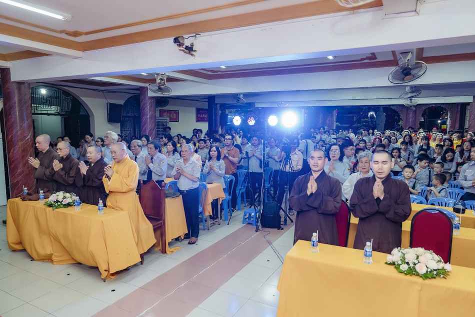 Niệm Phật cầu gia bị