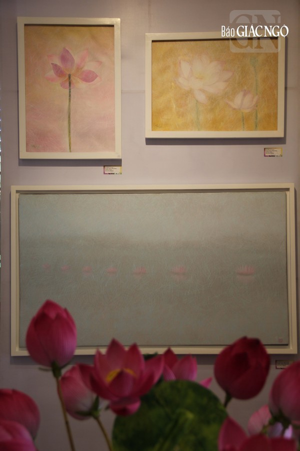 Tranh triển lãm của họa sĩ Hoàng Thanh Phong