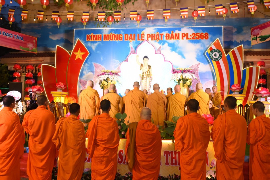 Khóa lễ tụng kinh