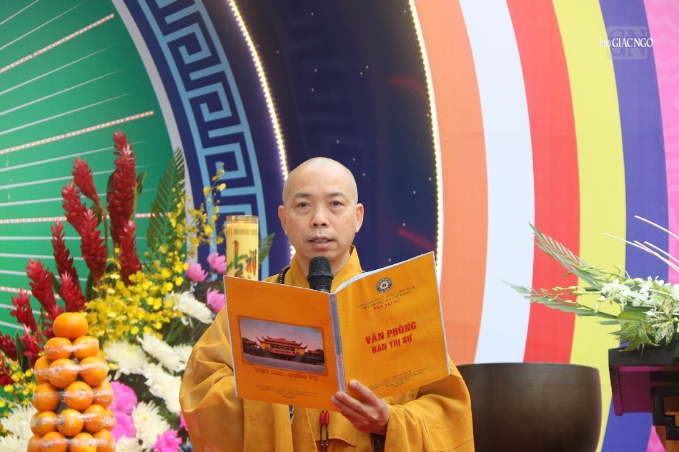 Thượng tọa Thích Quang Thạnh tuyên đọc Thông điệp Đại lễ Phật đản Phật lịch 2568