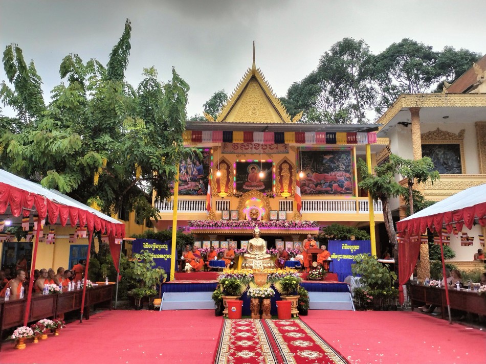 Tàng kinh các chùa Kompong Tàng kinh các chùa Kompong