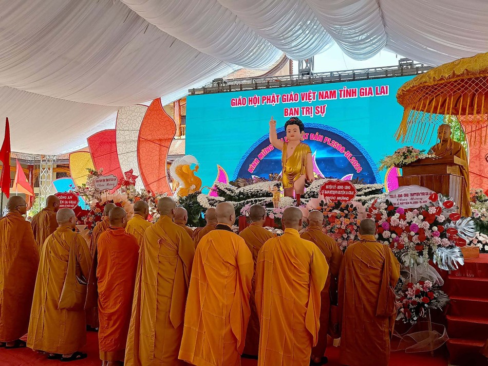 Quang cảnh buổi lễ