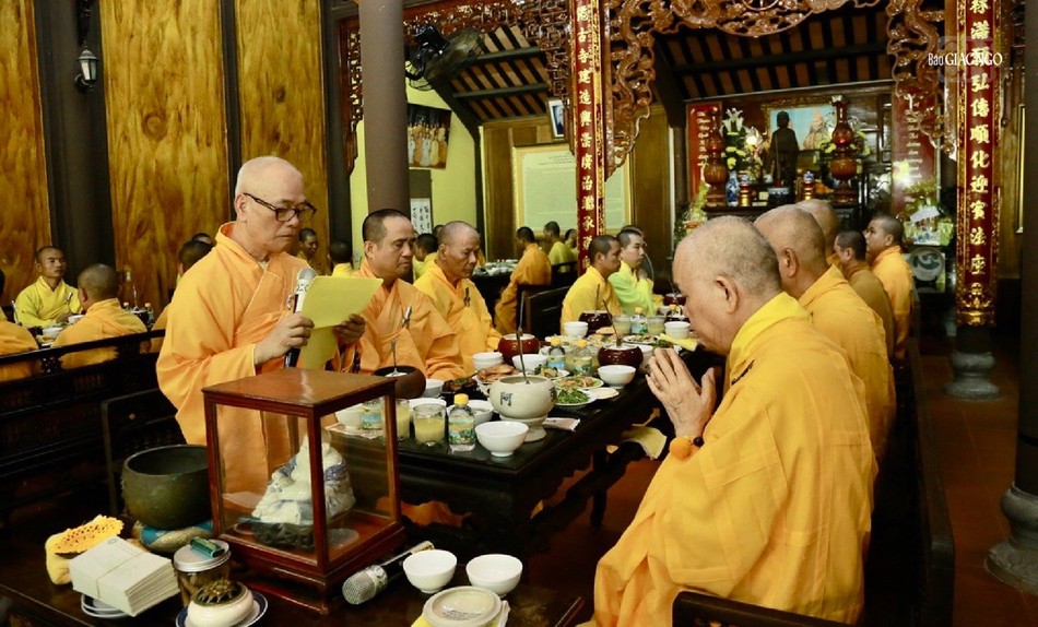 Hòa thượng Thích Giác Đạo cung tuyên tiểu sử Tổ sư Thích Tâm Khoan