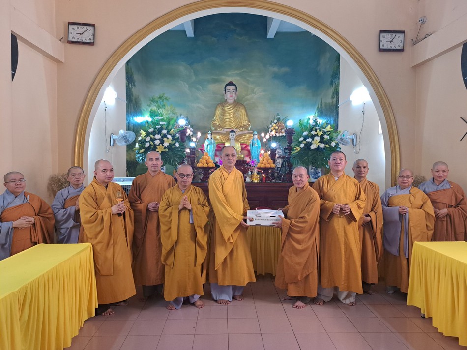 Tại trường hạ chùa Phật Đà