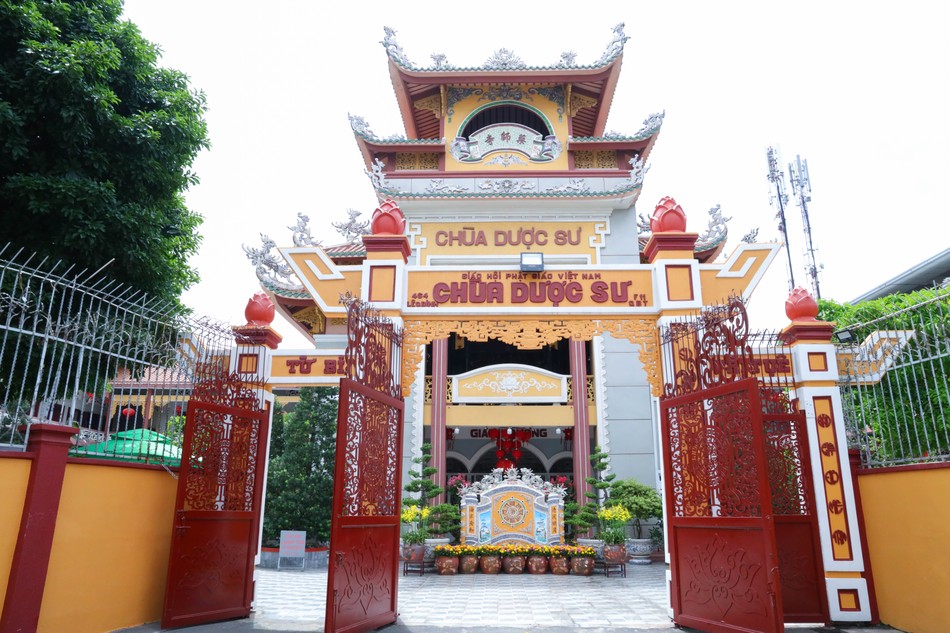 Chùa Dược Sư - trường hạ an cư tập trung dành cho chư Ni trên địa bàn Q.Bình Thạnh với hơn 100 hành giả tu học Chùa Dược Sư - trường hạ an cư tập trung dành cho chư Ni trên địa bàn Q.Bình Thạnh với hơn 100 hành giả tu học