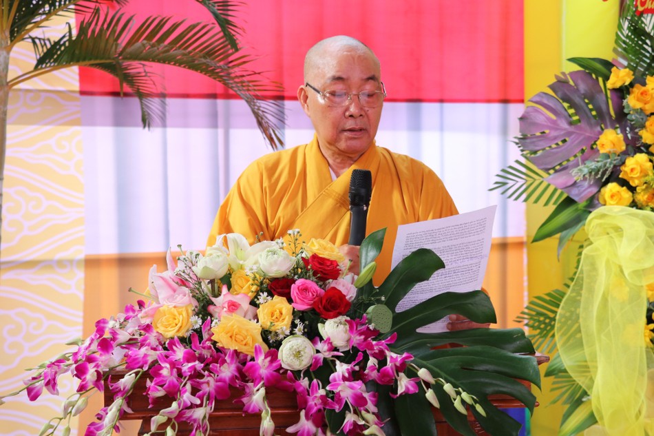 Hòa thượng Thích Minh Nhật phát biểu khai mạc Hòa thượng Thích Minh Nhật phát biểu khai mạc