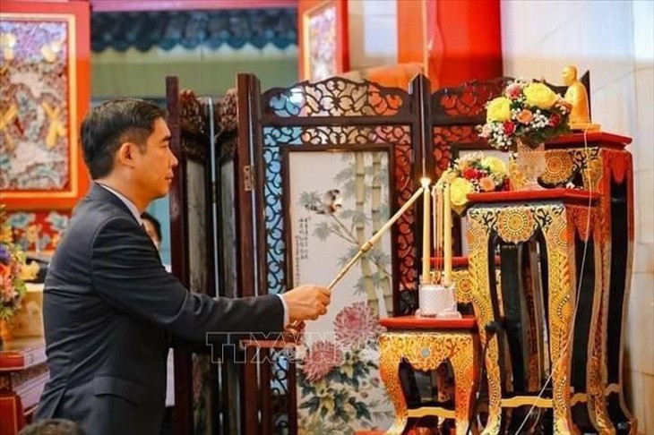 Đại sứ Việt Nam tại Thái Lan Phạm Việt Hùng tham dự buổi lễ - Ảnh: TTXVN Đại sứ Việt Nam tại Thái Lan Phạm Việt Hùng tham dự buổi lễ - Ảnh: TTXVN