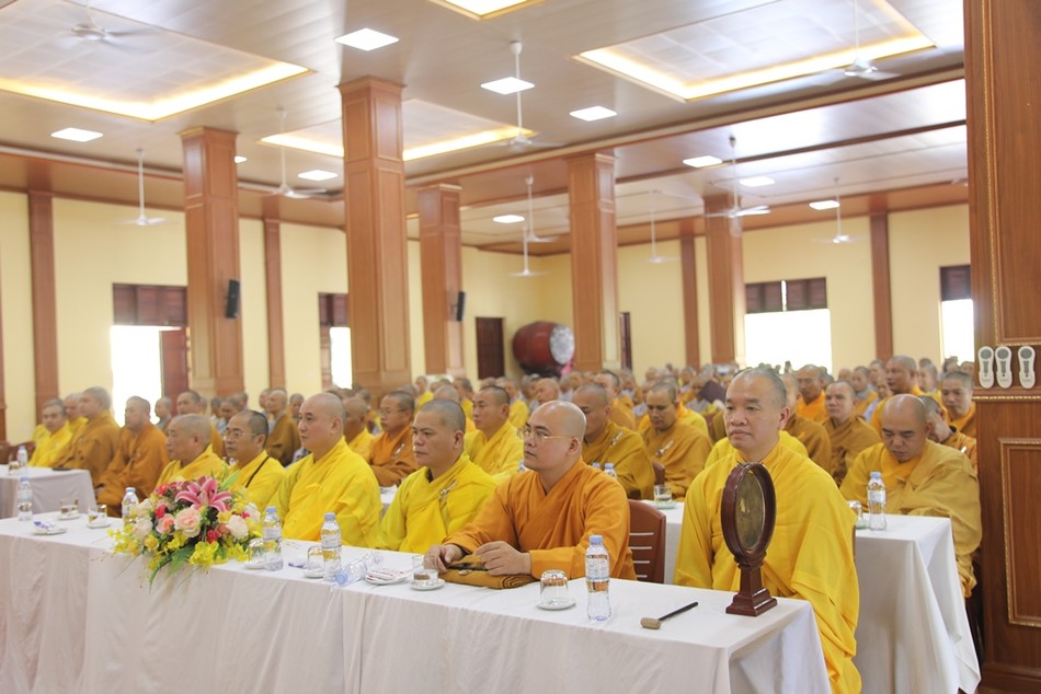 Chư Tăng Ni tham dự