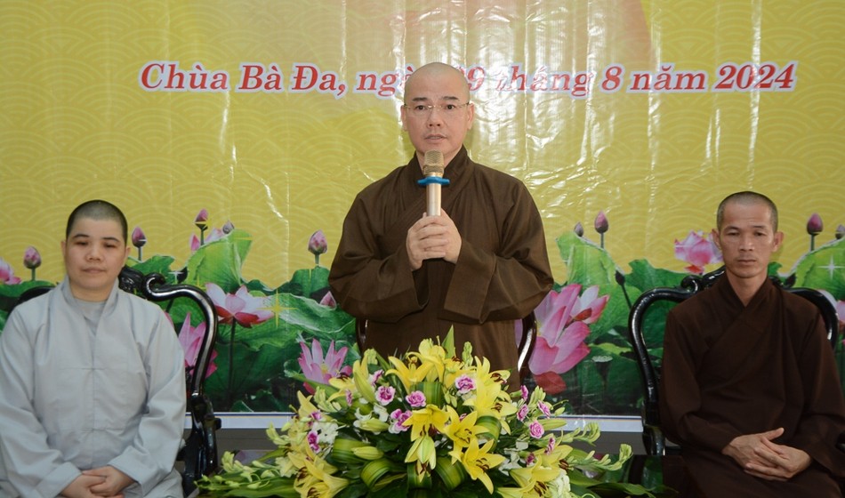 Thượng tọa Thích Thông Đạo phát biểu Thượng tọa Thích Thông Đạo phát biểu