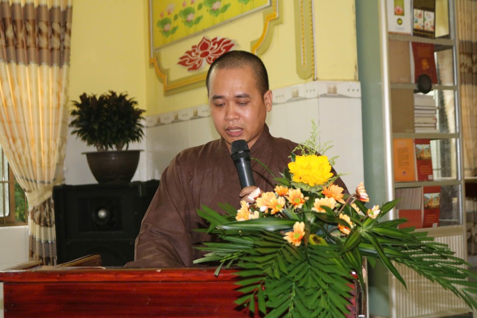 Đại đức Thích Thiện Lộc báo cáo sơ kết công tác Phật sự giữa nhiệm kỳ VI giai đoạn 2021-2024 Đại đức Thích Thiện Lộc báo cáo sơ kết công tác Phật sự giữa nhiệm kỳ VI giai đoạn 2021-2024