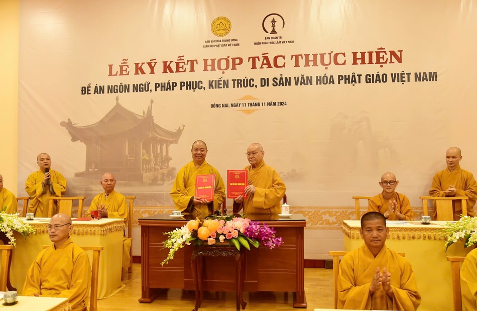Lễ ký kết hợp tác thực hiện 4 đề án giữa Ban Văn hóa T.Ư và Ban Quản trị Thiền phái Trúc Lâm VN Lễ ký kết hợp tác thực hiện 4 đề án giữa Ban Văn hóa T.Ư và Ban Quản trị Thiền phái Trúc Lâm VN
