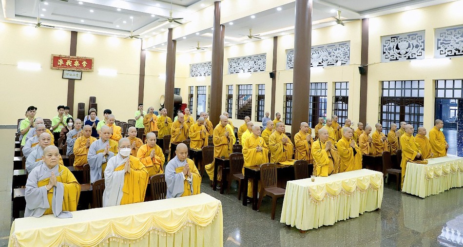 Tưởng niệm, tri ân công đức sâu dày của Đức Phật hoàng Trần Nhân Tông đối với Đạo pháp và Dân tộc Tưởng niệm, tri ân công đức sâu dày của Đức Phật hoàng Trần Nhân Tông đối với Đạo pháp và Dân tộc