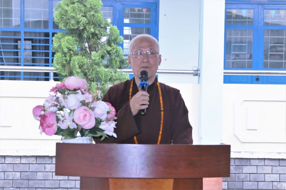 Hòa thượng Thích Chơn Không phát biểu Hòa thượng Thích Chơn Không phát biểu