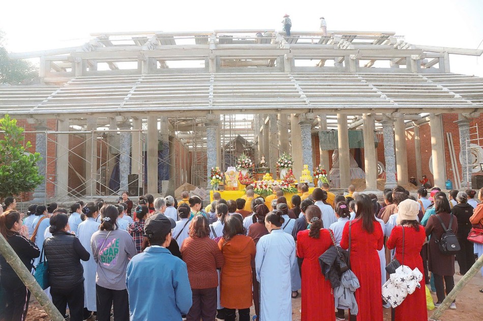 Quang cảnh buổi lễ Quang cảnh buổi lễ