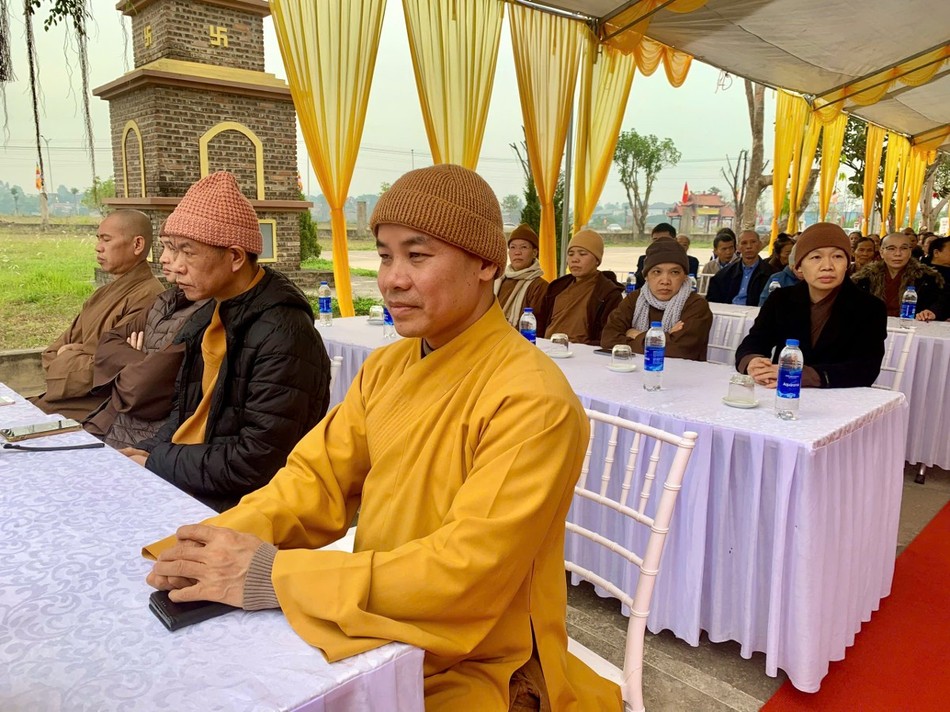 Chư tôn đức tham dự Chư tôn đức tham dự