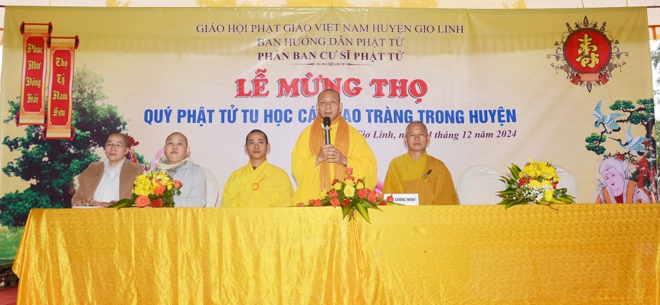 Thượng tọa Thích Huệ Nhẫn ban đạo từ Thượng tọa Thích Huệ Nhẫn ban đạo từ