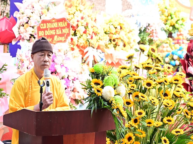 Thượng tọa Thích Giác Nghiêm ban đạo từ