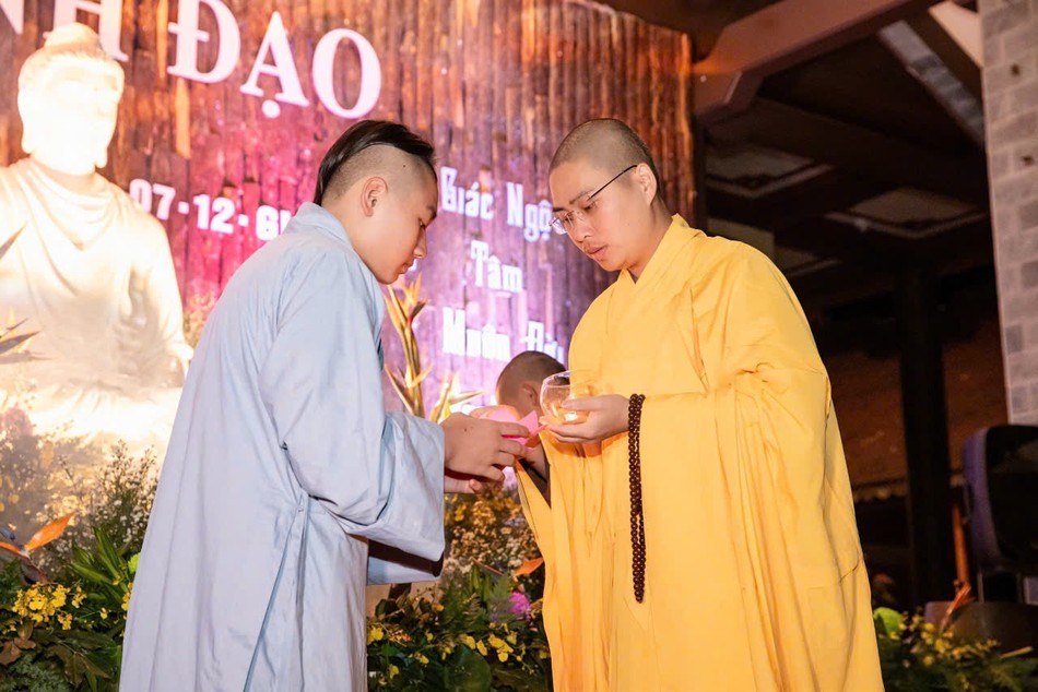 Truyền đăng Truyền đăng